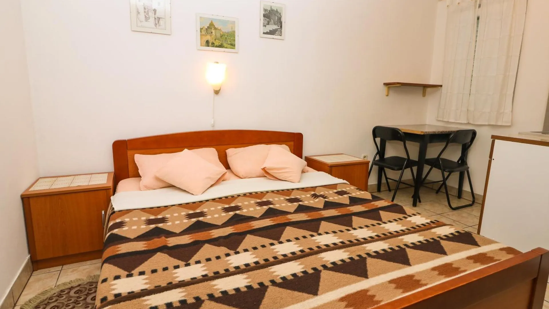 Apartments Polic With Terrace Baška
